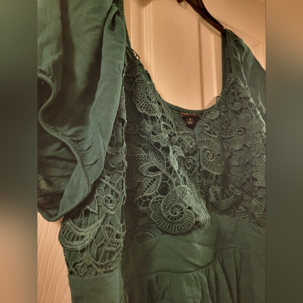 Torrid Green Babydoll With Lace Detail Women's Top Sixe 1/1x NWT - Picture 2 of 8